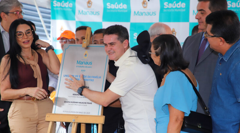 Prefeito David Almeida entrega USF Leonor de Freitas com estrutura ampliada e atendimento todos os dias da semana
