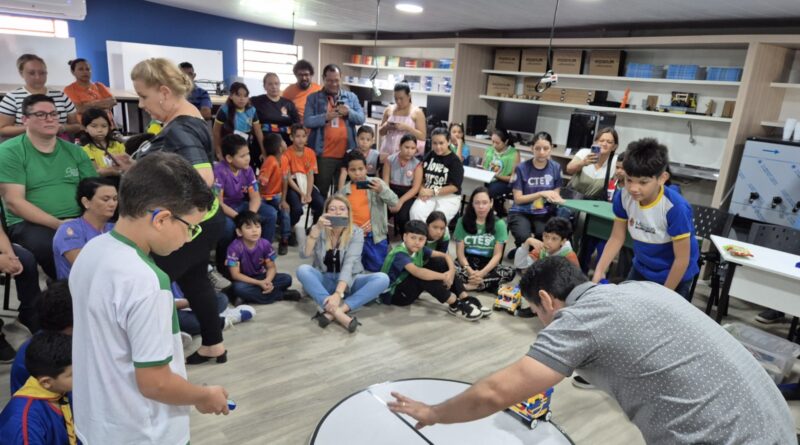 Prefeitura de Manaus realiza formação com os coordenadores dos Centros de Tecnologias Educacionais da Semed