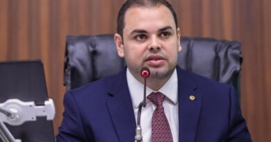 Roberto Cidade reforça rede de proteção com leis de enfrentamento às drogas e ao alcoolismo