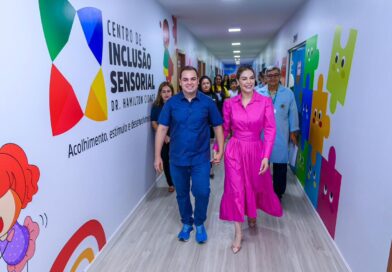 Roberto Cidade acompanha ação de autocuidado para mães atípicas no Centro de Inclusão Sensorial da Aleam