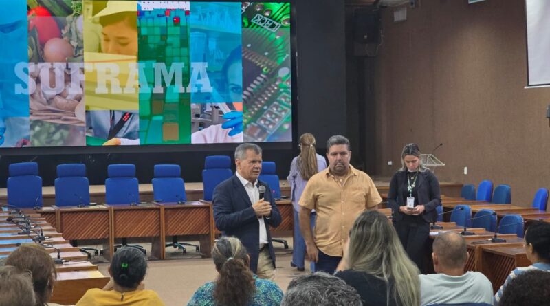 Suframa reúne grupo de agricultores para processo final de regularização fundiária