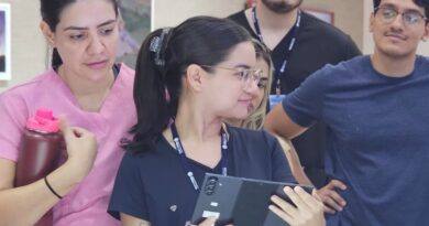 Alunos dos cursos de Turismo e Medicina participam do Zona Franca de Portas Abertas