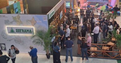 ExpoPIM 4.0 inicia com inovação tecnológica, movimentação nos estandes e lançamento de livro