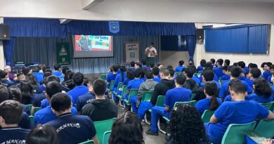 Suframa nas Escolas leva informações corretas sobre a Zona Franca a estudantes de escola estadual