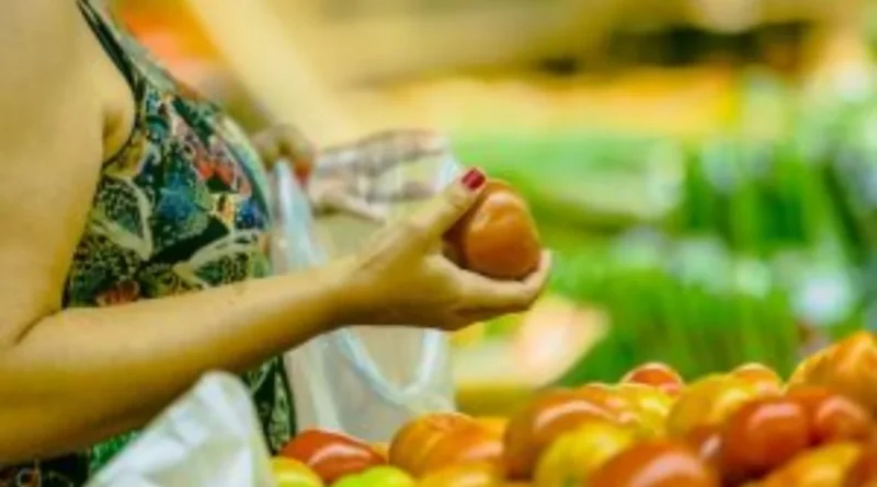 Cesta básica fica mais barata em 26 capitais no mês de julho