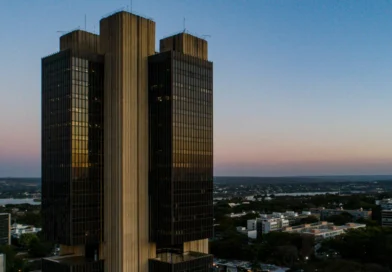 Prévia do PIB recua 0,6% em junho, mas avança 0,2% no trimestre